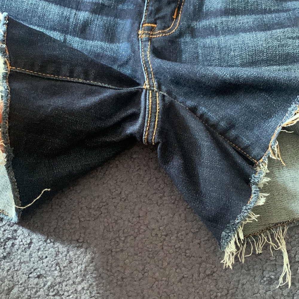American Eagle super stretch jean shorts - Picture 4 of 7